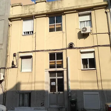 Discovery Areeiro Apartment *