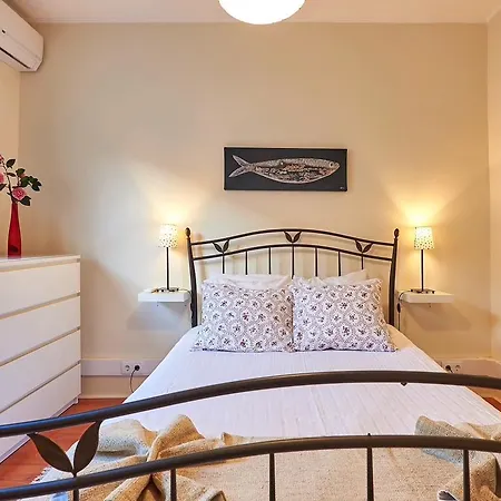 Discovery Areeiro Apartment *
